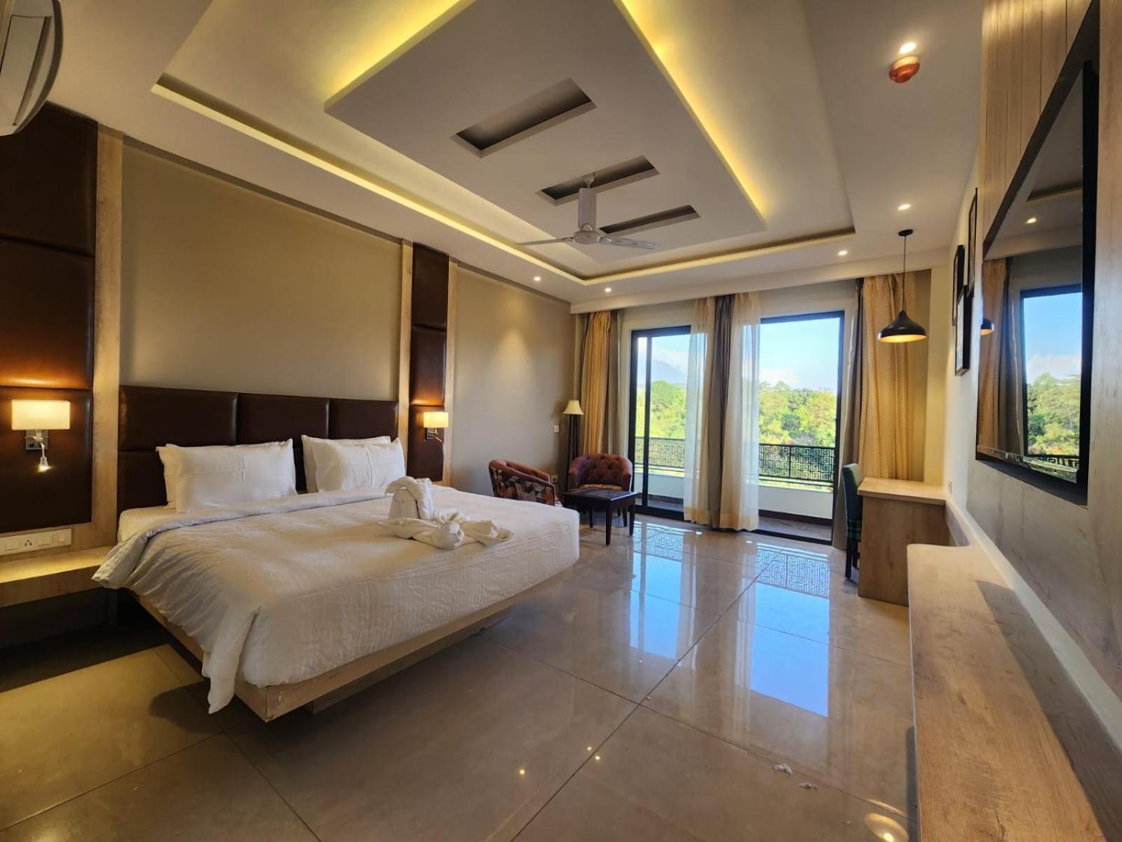 Aachman River And Valley View Resort Dharamshala - A Riverside Resort With Balcony View エクステリア 写真