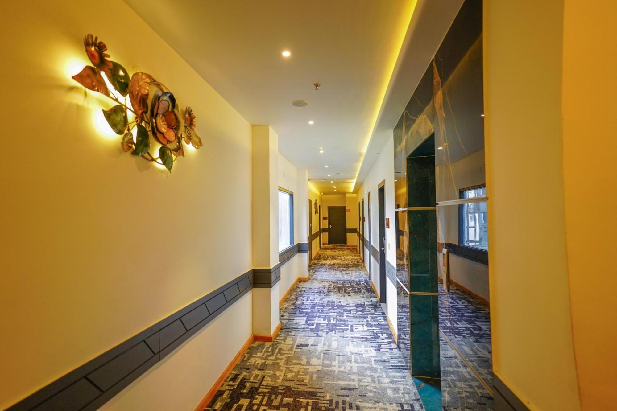 Aachman River And Valley View Resort Dharamshala - A Riverside Resort With Balcony View エクステリア 写真